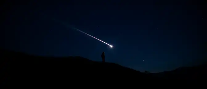Благоприятные условия новолуния позволят увидеть пик метеорного потока Дракониды и Ориониды в октябре